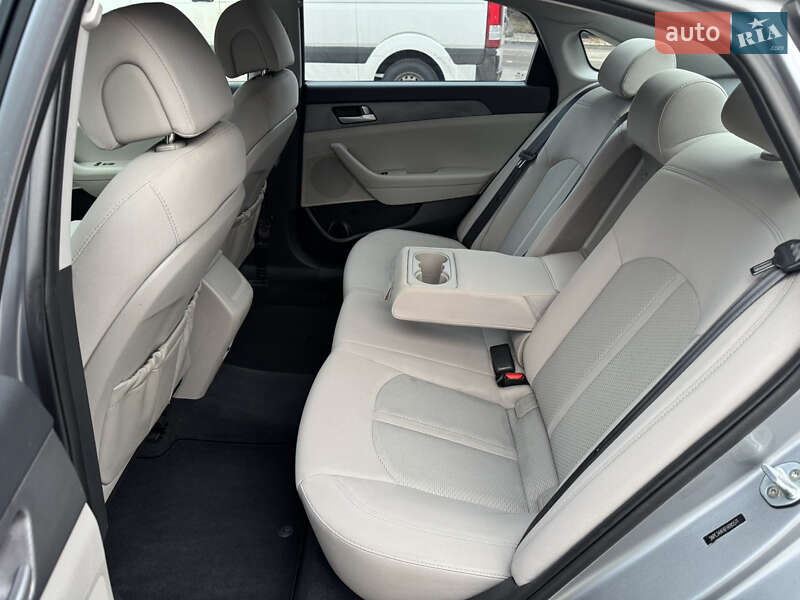 Седан Hyundai Sonata 2016 в Киеве фото 22 Седан Hyundai Sonata 2016 в Киеве