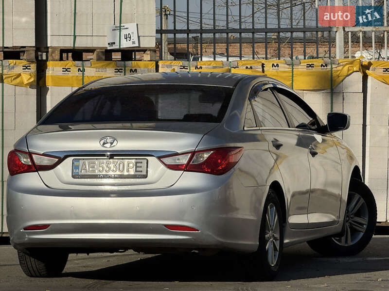 Седан Hyundai Sonata 2014 в Дніпрі