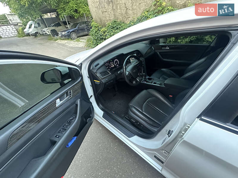 Седан Hyundai Sonata 2014 в Одессе