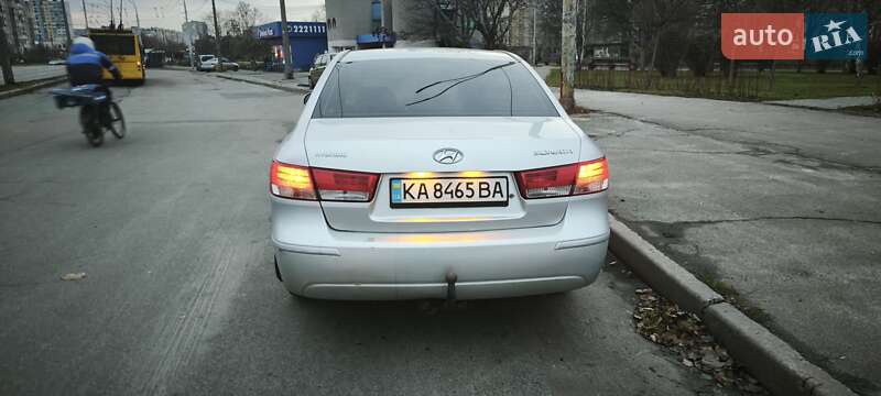 Седан Hyundai Sonata 2009 в Киеве