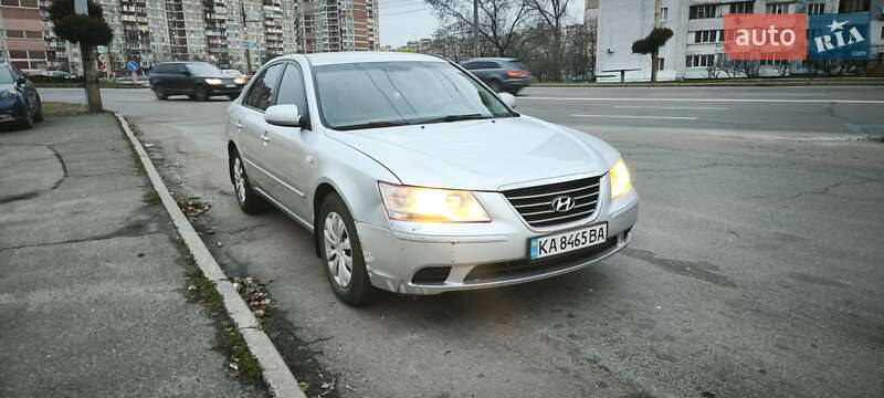 Седан Hyundai Sonata 2009 в Киеве