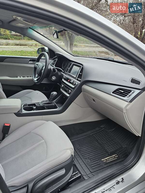 Седан Hyundai Sonata 2018 в Києві