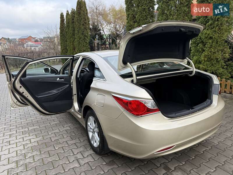 Седан Hyundai Sonata 2010 в Хмельницком