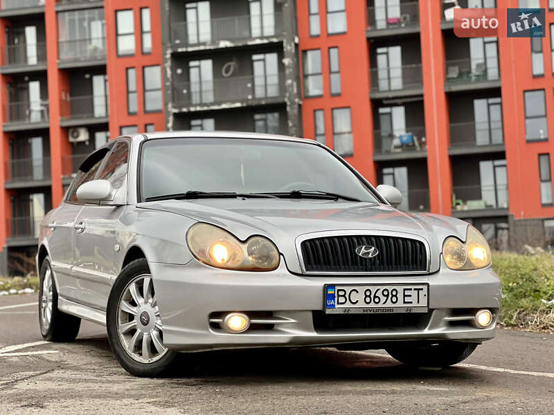 Седан Hyundai Sonata 2002 в Львове