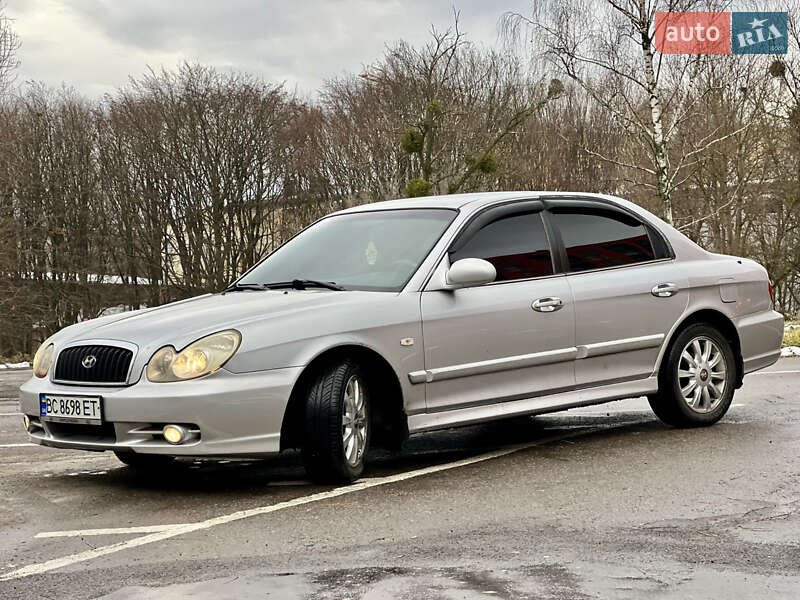 Седан Hyundai Sonata 2002 в Львове