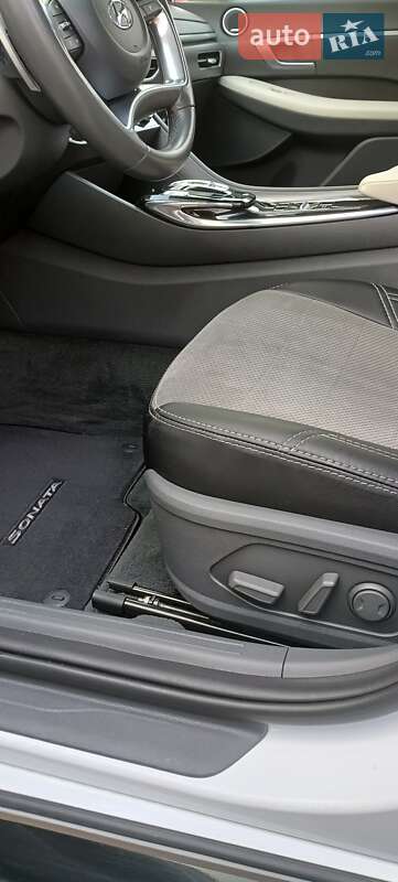 Седан Hyundai Sonata 2020 в Києві