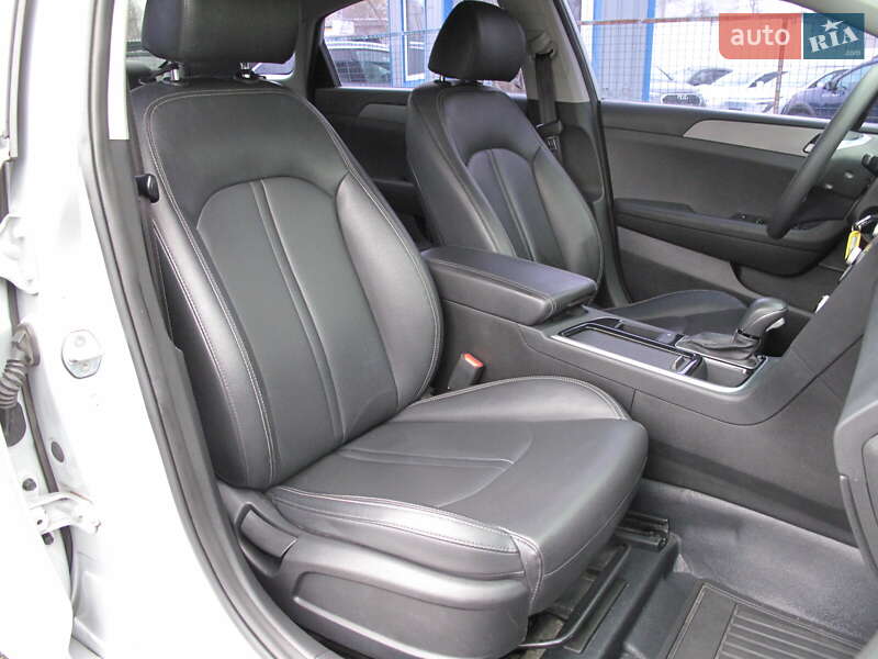 Седан Hyundai Sonata 2018 в Киеве