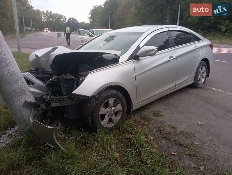 Седан Hyundai Sonata 2014 в Калиновке