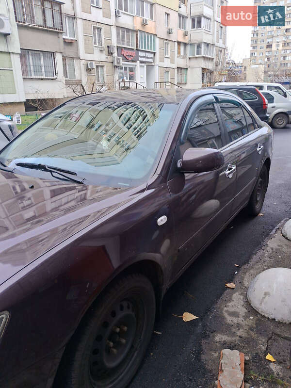 Седан Hyundai Sonata 2006 в Киеве