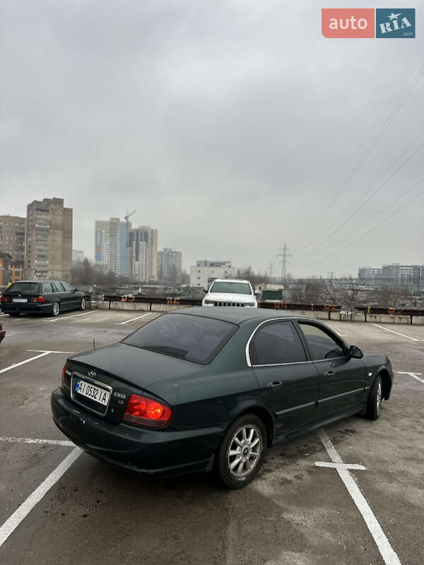 Седан Hyundai Sonata 2004 в Києві