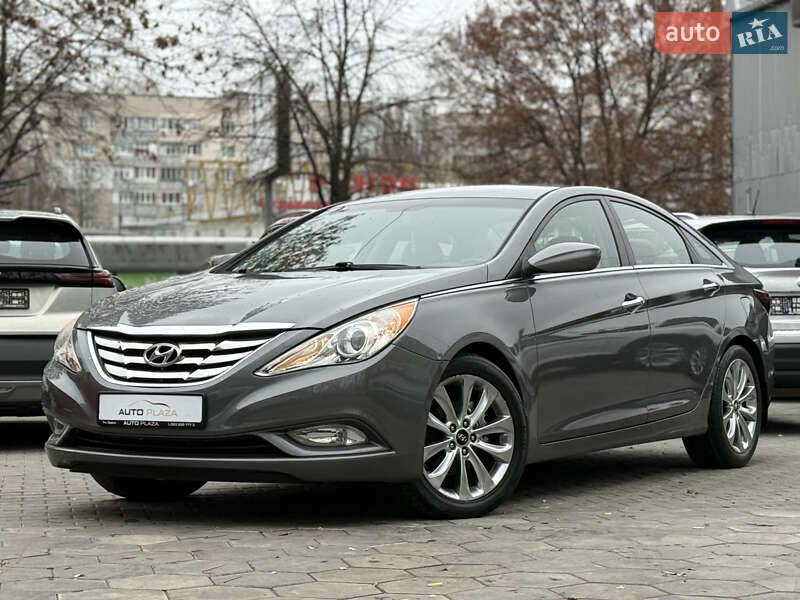 Hyundai Sonata 2012