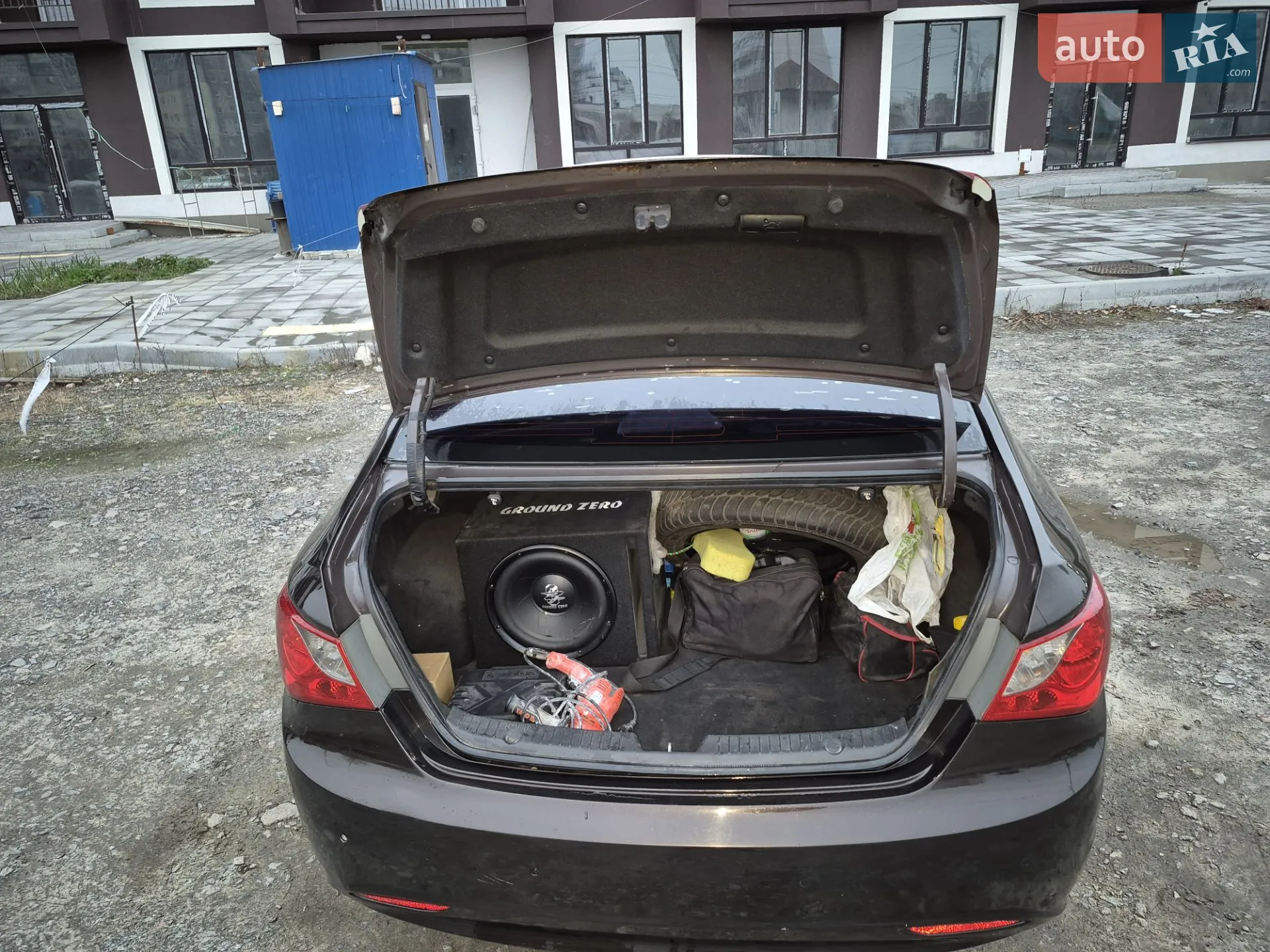 2010 Hyundai Sonata - мініатюра 12
