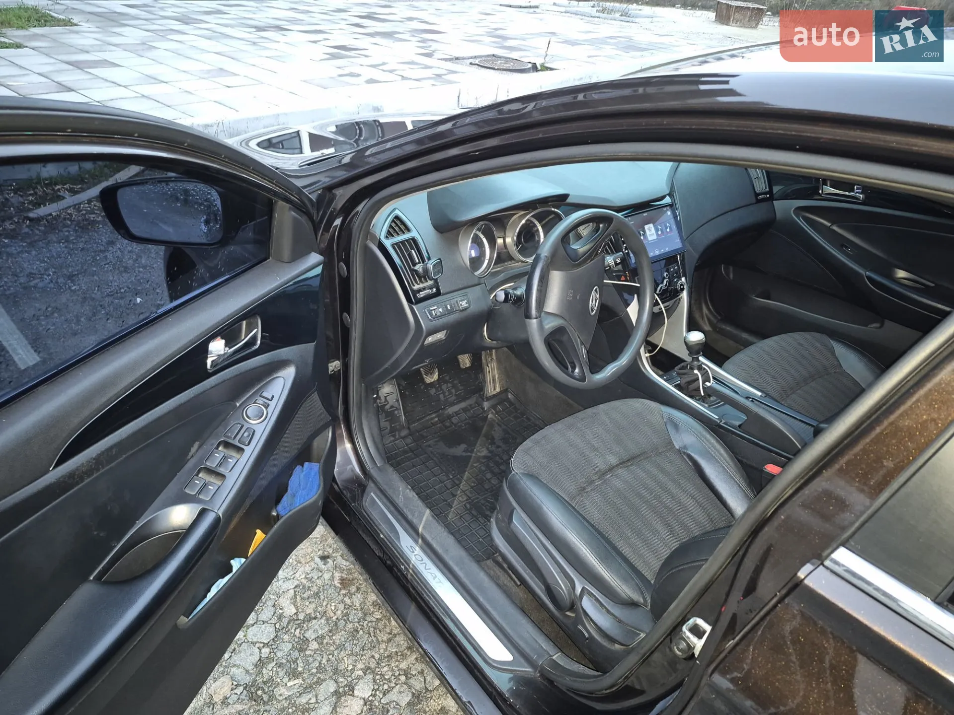 2010 Hyundai Sonata - мініатюра 27