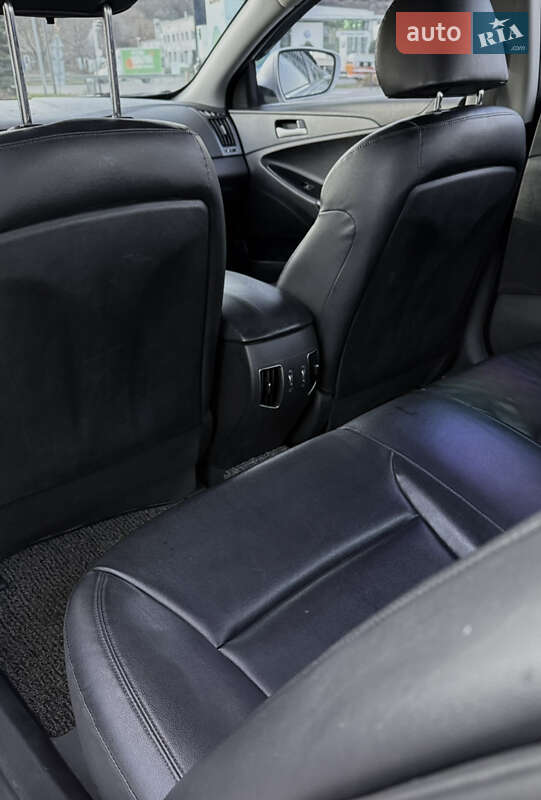 Седан Hyundai Sonata 2013 в Днепре
