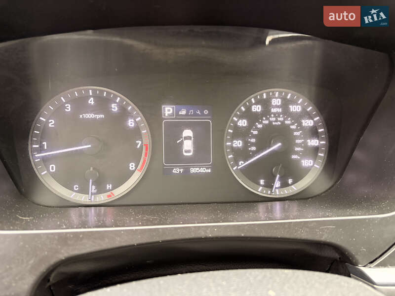 Седан Hyundai Sonata 2016 в Кропивницком