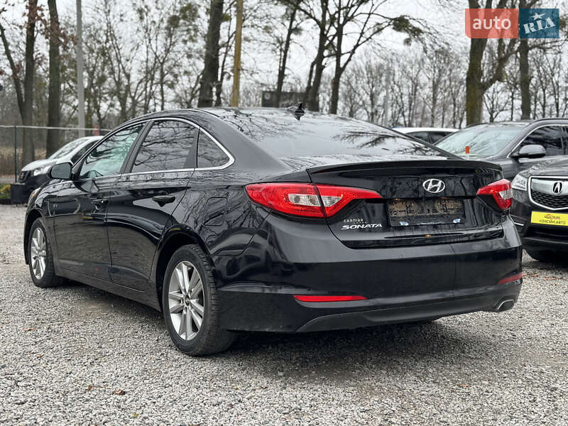 Седан Hyundai Sonata 2015 в Умани