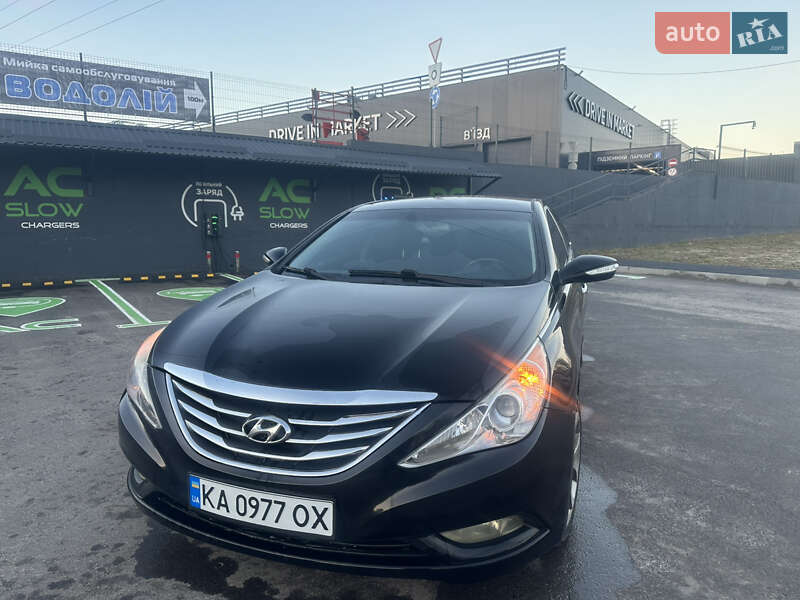Седан Hyundai Sonata 2014 в Чернигове