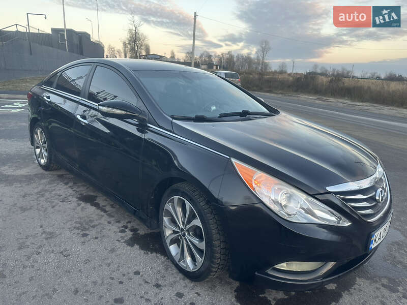 Седан Hyundai Sonata 2014 в Чернигове