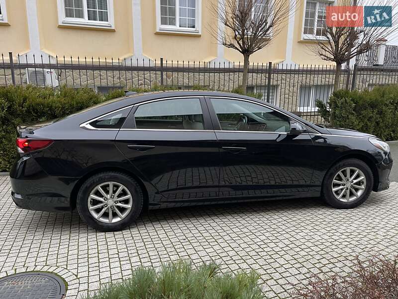 Седан Hyundai Sonata 2018 в Стрые