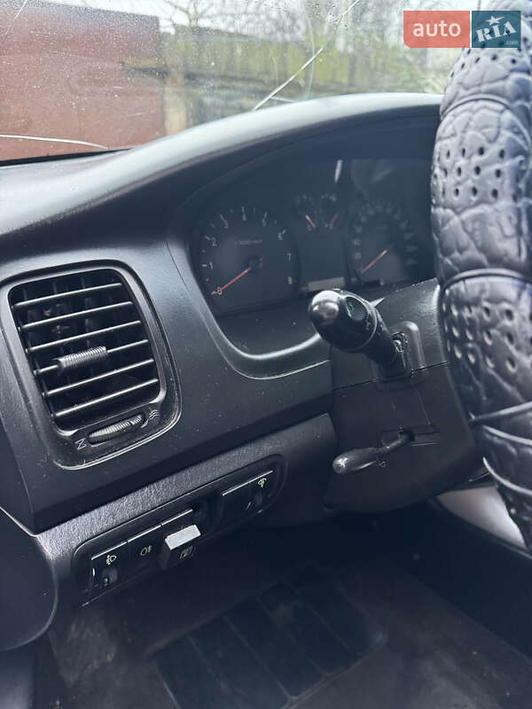 Седан Hyundai Sonata 2003 в Чернигове фото 13 Седан Hyundai Sonata 2003 в Чернигове