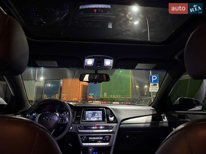 Седан Hyundai Sonata 2017 в Луцке