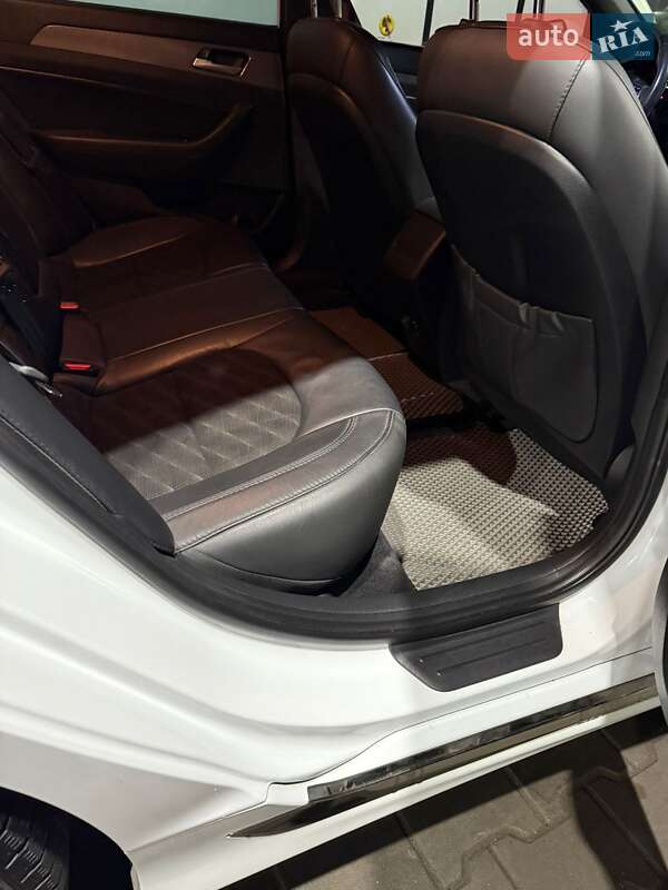 Седан Hyundai Sonata 2017 в Луцке