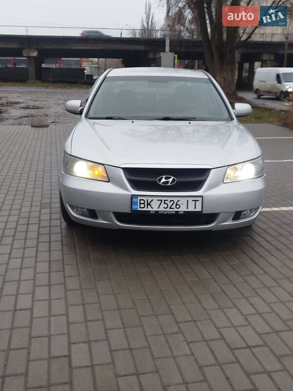 Седан Hyundai Sonata 2008 в Хмельницком