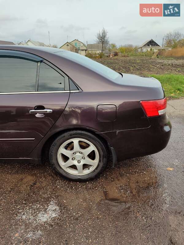 Седан Hyundai Sonata 2006 в Драбове