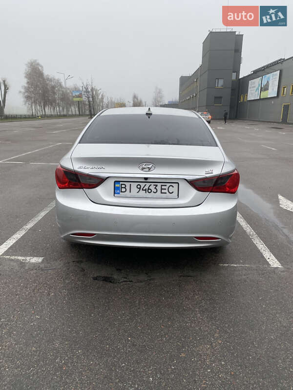 Седан Hyundai Sonata 2013 в Гатне фото 7 Седан Hyundai Sonata 2013 в Гатне