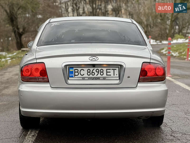 Седан Hyundai Sonata 2002 в Львові