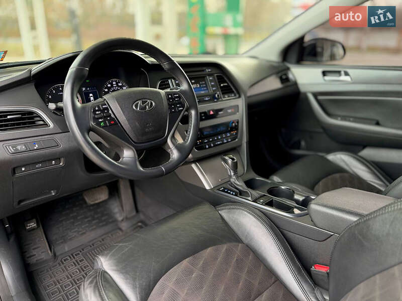 Седан Hyundai Sonata 2015 в Днепре