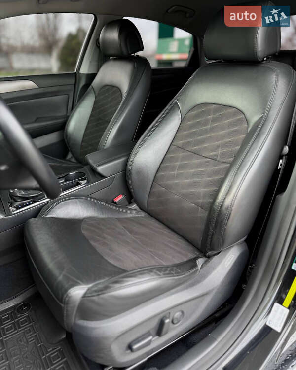 Седан Hyundai Sonata 2015 в Днепре