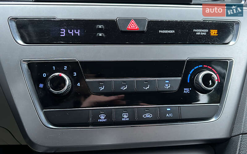 Седан Hyundai Sonata 2016 в Львове