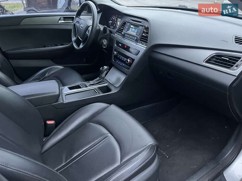 Седан Hyundai Sonata 2015 в Киеве