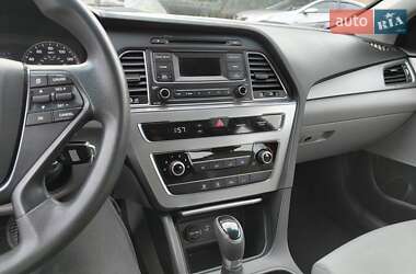 Седан Hyundai Sonata 2016 в Одессе
