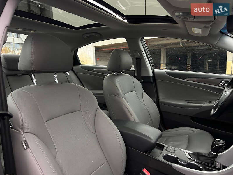 Седан Hyundai Sonata 2014 в Києві