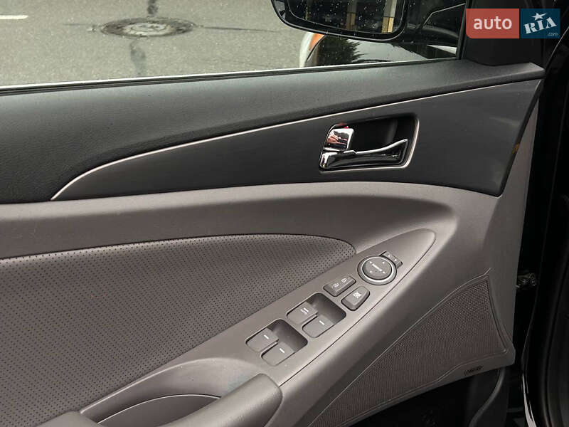 Седан Hyundai Sonata 2014 в Києві