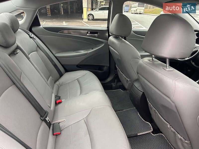 Седан Hyundai Sonata 2014 в Києві