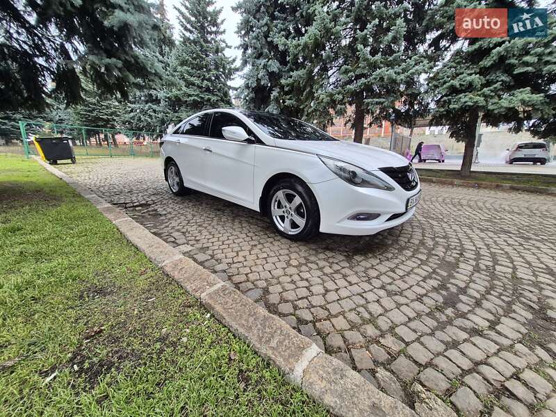 Седан Hyundai Sonata 2012 в Кропивницком