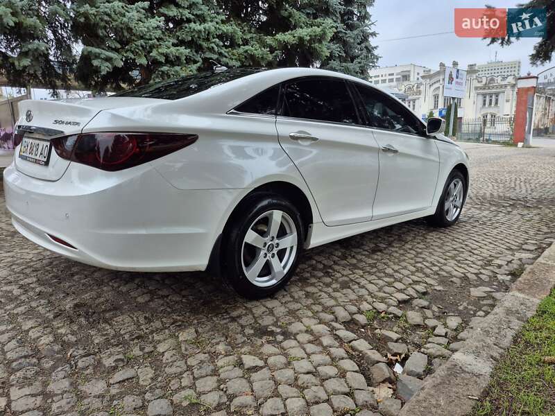 Седан Hyundai Sonata 2012 в Кропивницком