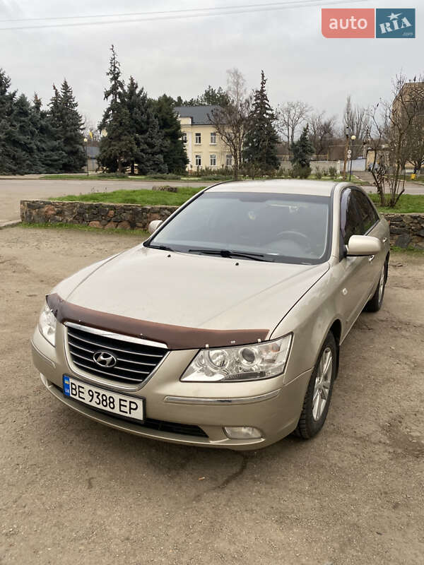 Седан Hyundai Sonata 2009 в Николаеве фото Седан Hyundai Sonata 2009 в Николаеве