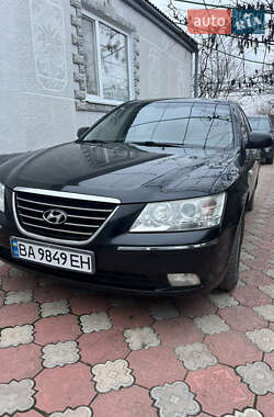 Седан Hyundai Sonata 2009 в Ольшанке