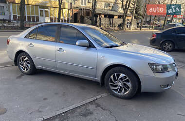 Седан Hyundai Sonata 2007 в Градижске
