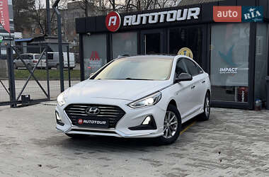 Седан Hyundai Sonata 2017 в Черновцах