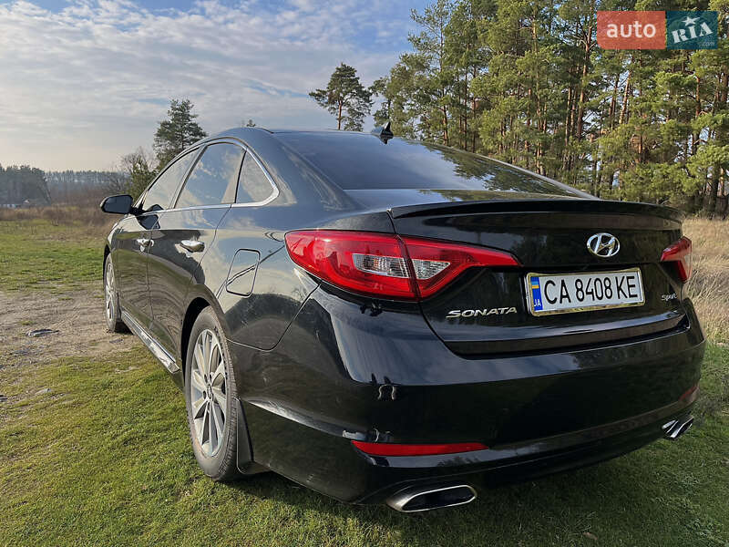 Седан Hyundai Sonata 2016 в Звенигородці