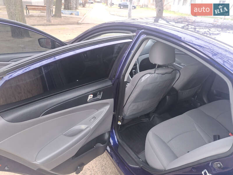 Седан Hyundai Sonata 2012 в Николаеве