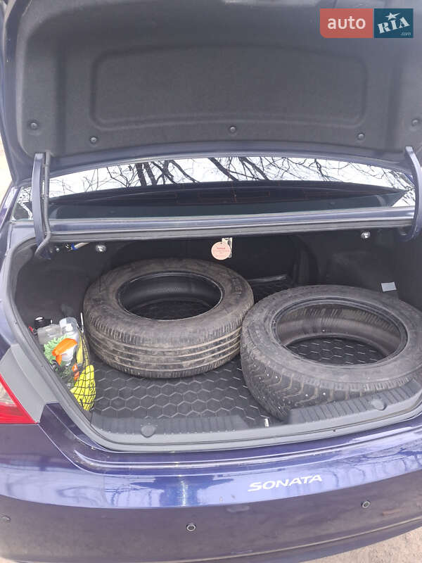 Седан Hyundai Sonata 2012 в Николаеве