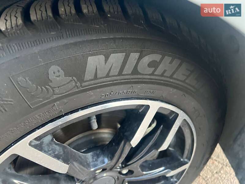 Седан Hyundai Sonata 2019 в Києві