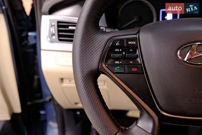 Седан Hyundai Sonata 2017 в Одессе