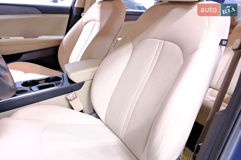 Седан Hyundai Sonata 2017 в Одессе